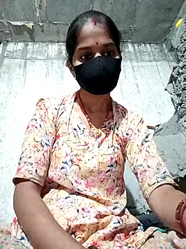 Snapshot of Anushka_Ji chatting on January 5, 2025, 4:38 pm Anushka Ji online show from January 5, 2025, 4:38 pm