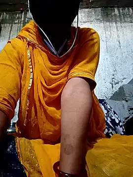 Snapshot of Anushka_Ji chatting on February 17, 2025, 3:36 am Anushka Ji online show from February 17, 2025, 3:36 am