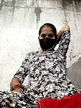 Snapshot of Anushka_Ji chatting on October 28, 2025, 6:17 am Anushka Ji online show from October 28, 2025, 6:17 am