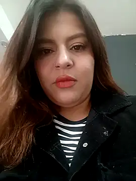  poison sweet online show from October 31, 2025, 3:46 pm