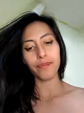 Anahi cake online show from March 14, 2025, 3:37 am