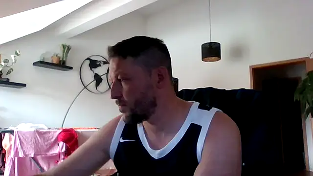 BennyLommy online show from July 22, 2026, 11:13 am
