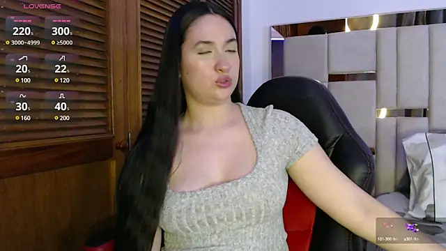 Snapshot of sofiaduque_26 chatting on January 26, 2025, 10:02 pm sofiaduque 26 online show from January 26, 2025, 10:02 pm