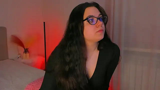 Snapshot of SelenaaSky chatting on January 18, 2025, 5:15 pm SelenaaSky online show from January 18, 2025, 5:15 pm