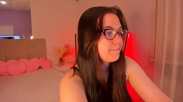 Snapshot of SelenaaSky chatting on February 14, 2025, 1:40 pm SelenaaSky online show from February 14, 2025, 1:40 pm