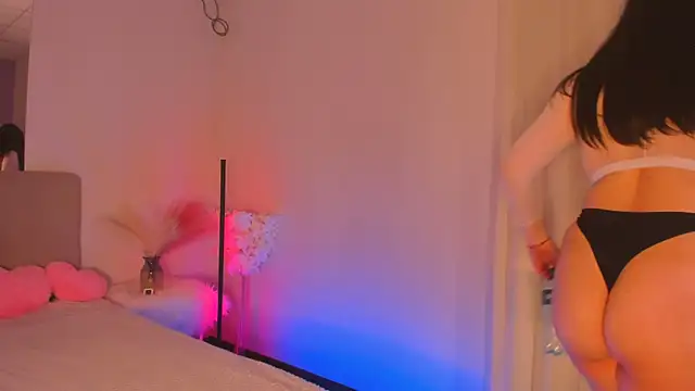 Snapshot of SelenaaSky chatting on March 13, 2025, 3:39 pm SelenaaSky online show from March 13, 2025, 3:39 pm