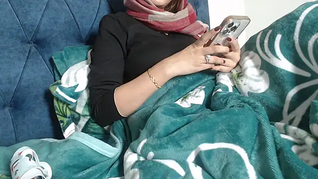 Snapshot of Jen_jennyy1 chatting on December 15, 2024, 8:04 pm Jen jennyy1 online show from December 15, 2024, 8:04 pm