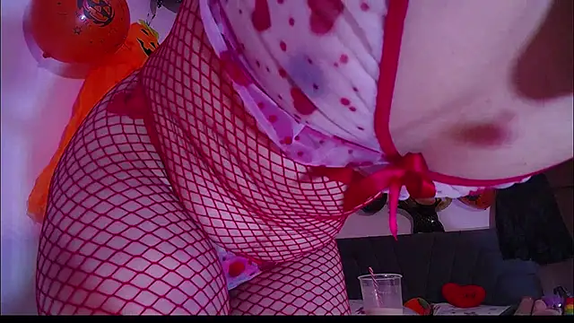 Yinn Silver online show from October 15, 2025, 1:22 pm