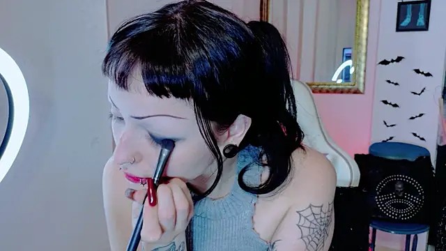 Madison Jackson online show from April 9, 2026, 7:41 pm