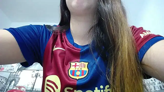 Snapshot of Contantin_helena chatting on March 22, 2025, 9:53 pm Contantin helena online show from March 22, 2025, 9:53 pm