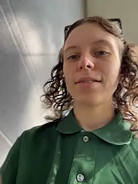 Snapshot of RinaMood chatting on February 3, 2026, 3:15 am RinaMood online show from February 3, 2026, 3:15 am