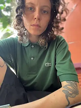 Snapshot of RinaMood chatting on February 15, 2026, 7:51 am RinaMood online show from February 15, 2026, 7:51 am