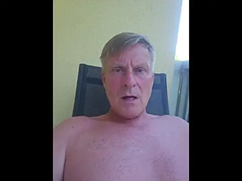 johnnym1 online show from June 24, 2026, 3:11 pm