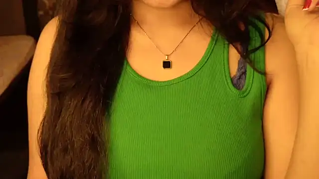 Snapshot of Spice-Summi chatting on July 23, 2026, 8:51 pm Spice-Summi online show from July 23, 2026, 8:51 pm