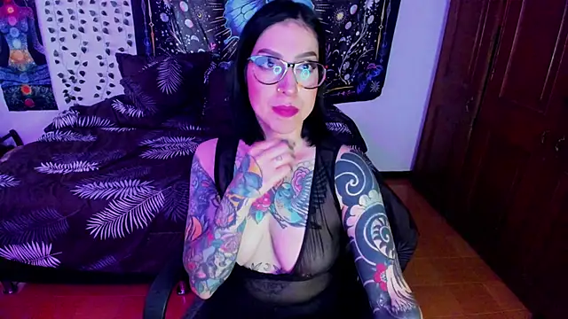 Snapshot of alice_666f chatting on June 5, 2026, 2:34 pm alice 666f online show from June 5, 2026, 2:34 pm