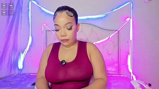 Elettrahot  online show from April 1, 2026, 5:08 am