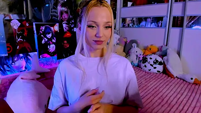 Snapshot of Cute__Pony chatting on December 2, 2024, 9:28 pm Cute  Pony online show from December 2, 2024, 9:28 pm