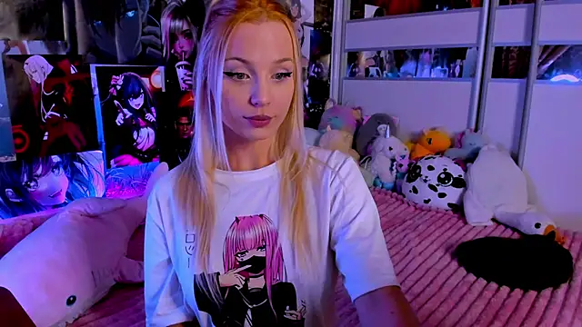 Snapshot of Cute__Pony chatting on December 5, 2024, 9:39 pm Cute  Pony online show from December 5, 2024, 9:39 pm