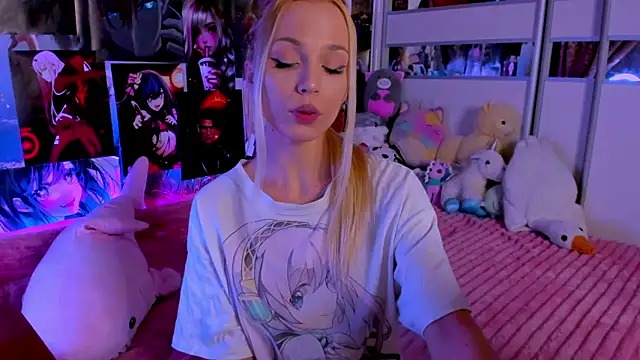 Snapshot of Cute__Pony chatting on March 2, 2025, 12:42 am Cute  Pony online show from March 2, 2025, 12:42 am