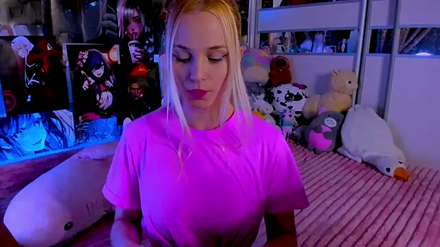 Snapshot of Cute__Pony chatting on October 11, 2025, 8:29 pm Cute  Pony online show from October 11, 2025, 8:29 pm