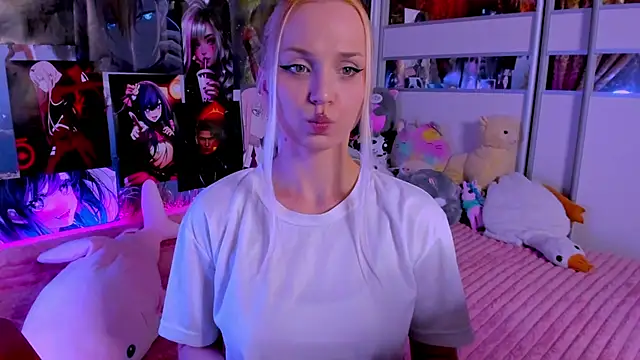 Cute  Pony online show from June 25, 2026, 9:52 pm