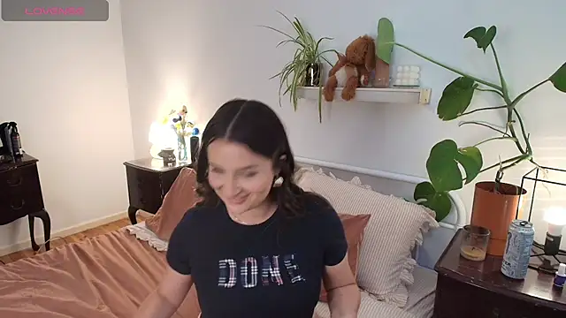 Lenas Room online show from February 2, 2026, 6:01 am