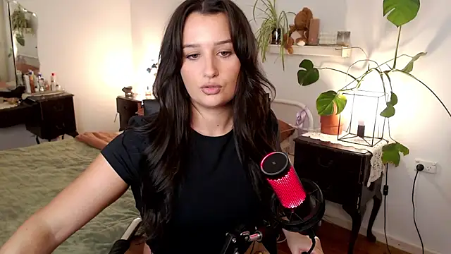 Lenas Room online show from May 25, 2026, 5:57 am