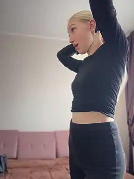 NikaMur online show from October 22, 2025, 2:56 am