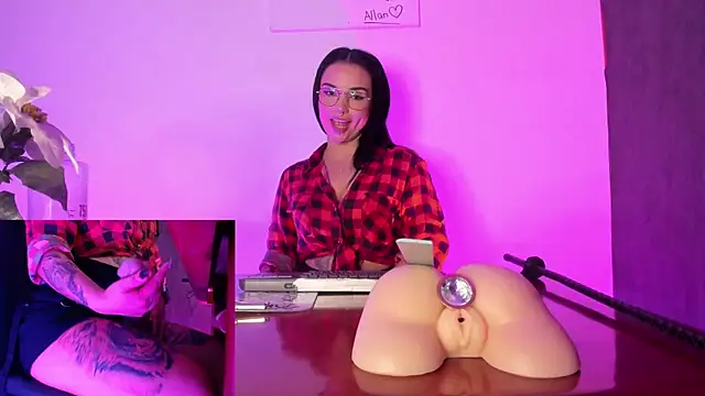 CharlotteScotte online show from March 21, 2025, 3:02 pm