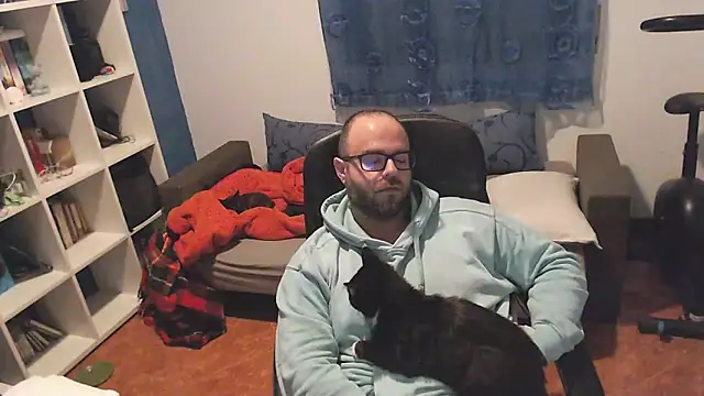 ravingr4d4 online show from March 12, 2025, 12:42 am