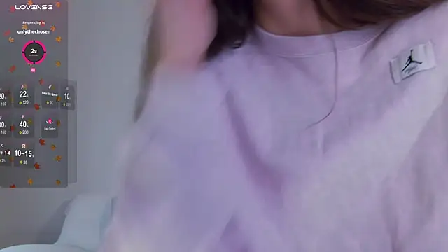 LilyRoselyn online show from October 31, 2025, 5:25 pm