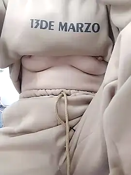 SweetGirl2k2 online show from January 29, 2025, 11:46 pm