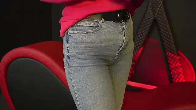 Snapshot of CelineConner chatting on February 28, 2026, 5:19 am CelineConner online show from February 28, 2026, 5:19 am