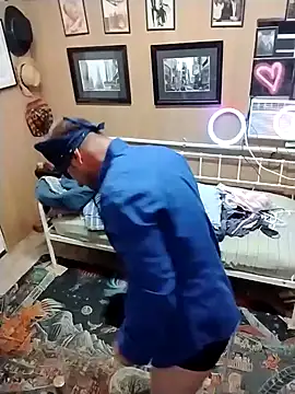 Snapshot of AlphaAlluring69 chatting on December 10, 2024, 3:52 am AlphaAlluring69 online show from December 10, 2024, 3:52 am