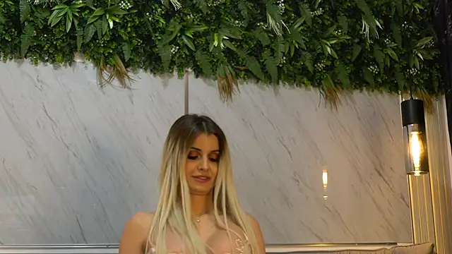 MiaCharm online show from January 31, 2026, 7:56 pm