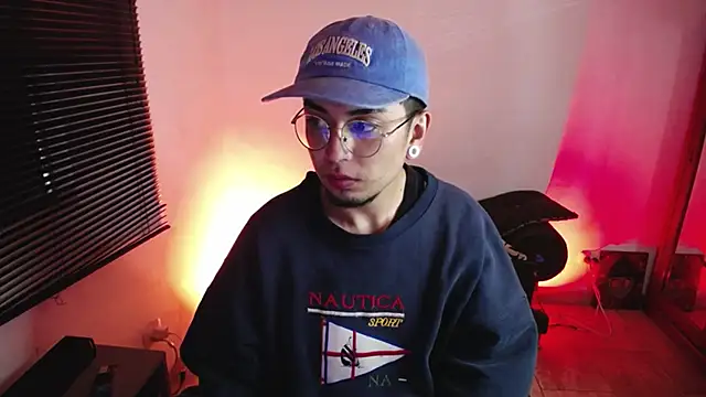 zacwatson  online show from February 14, 2026, 5:48 am