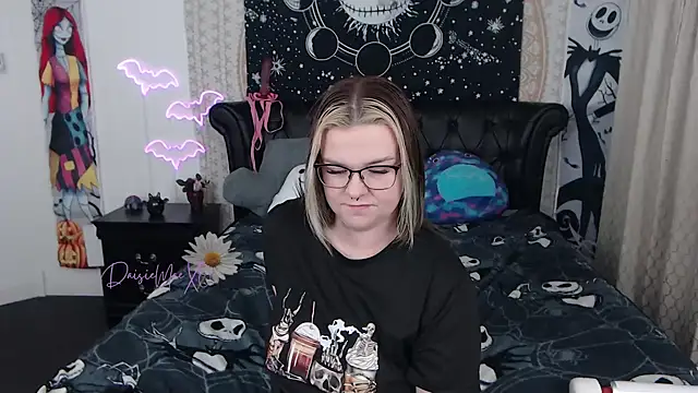 DaisieMaeXO online show from December 2, 2024, 6:30 am