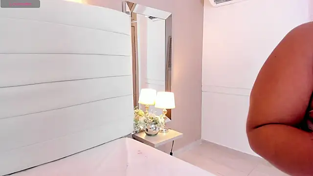 Lilly 2809  online show from February 21, 2026, 4:24 am