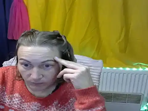 Snapshot of wLESLYMOSw chatting on December 4, 2024, 6:17 pm wLESLYMOSw online show from December 4, 2024, 6:17 pm