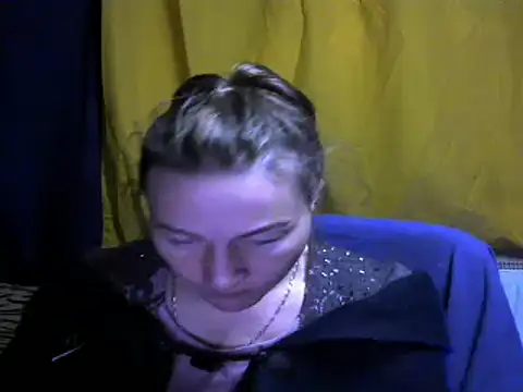 Snapshot of wLESLYMOSw chatting on December 11, 2024, 8:47 am wLESLYMOSw online show from December 11, 2024, 8:47 am