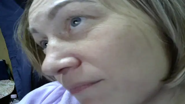 Snapshot of wLESLYMOSw chatting on December 22, 2024, 9:53 pm wLESLYMOSw online show from December 22, 2024, 9:53 pm