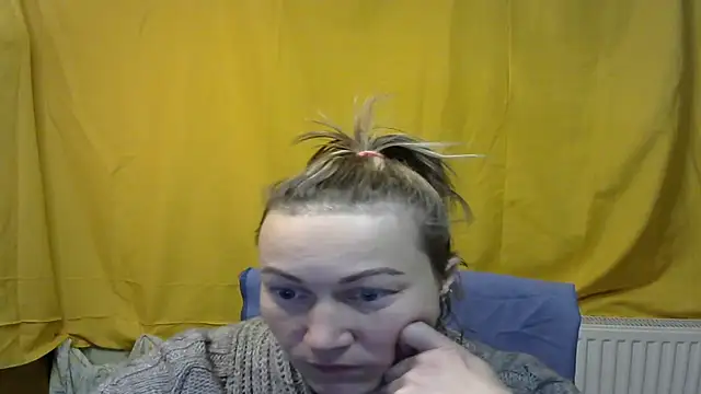 Snapshot of wLESLYMOSw chatting on February 16, 2025, 7:49 pm wLESLYMOSw online show from February 16, 2025, 7:49 pm