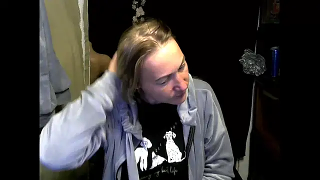 Snapshot of wLESLYMOSw chatting on September 27, 2025, 5:29 pm wLESLYMOSw online show from September 27, 2025, 5:29 pm