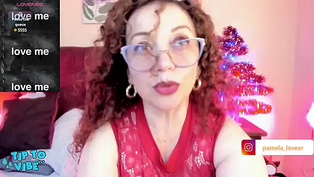Snapshot of pamela_bell chatting on December 30, 2024, 3:02 pm pamela bell online show from December 30, 2024, 3:02 pm