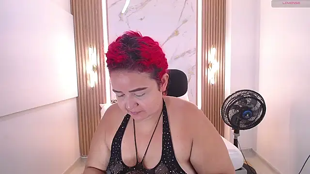 Snapshot of Mariana_Rojas chatting on July 11, 2026, 6:27 am Mariana Rojas online show from July 11, 2026, 6:27 am