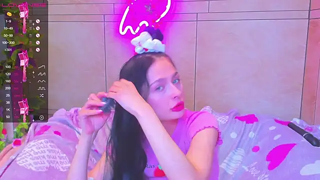 Vanessa Florence online show from March 2, 2025, 4:39 am