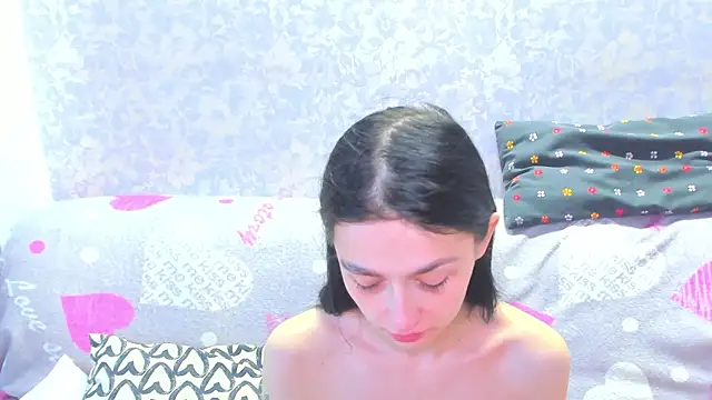 Vanessa Florence online show from May 17, 2026, 1:03 am