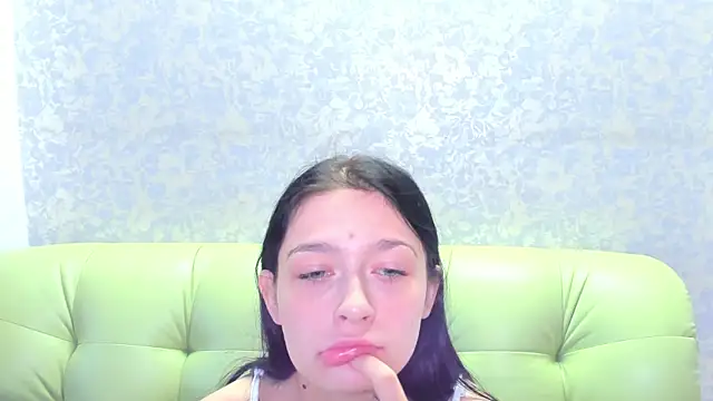 Vanessa Florence online show from June 18, 2026, 1:06 am