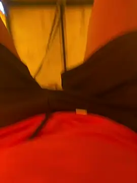Snapshot of cussy007 chatting on April 9, 2026, 12:21 pm cussy007 online show from April 9, 2026, 12:21 pm