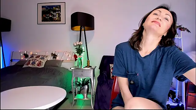 Snapshot of MissAliciaFD chatting on December 11, 2024, 5:37 pm MissAliciaFD online show from December 11, 2024, 5:37 pm